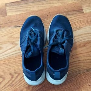 Nike running shoes women